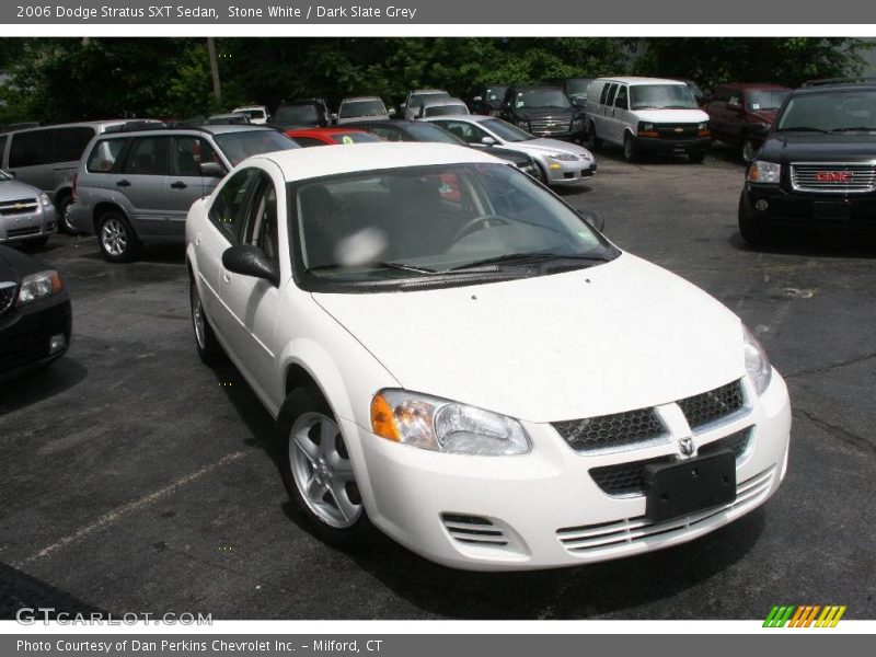 Stone White / Dark Slate Grey 2006 Dodge Stratus SXT Sedan