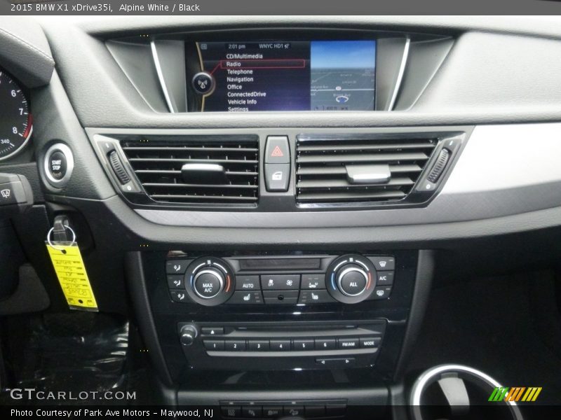 Alpine White / Black 2015 BMW X1 xDrive35i