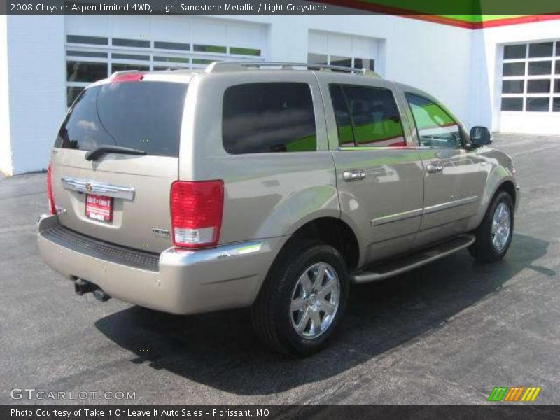 Light Sandstone Metallic / Light Graystone 2008 Chrysler Aspen Limited 4WD