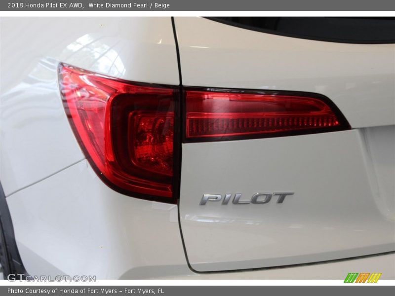 White Diamond Pearl / Beige 2018 Honda Pilot EX AWD