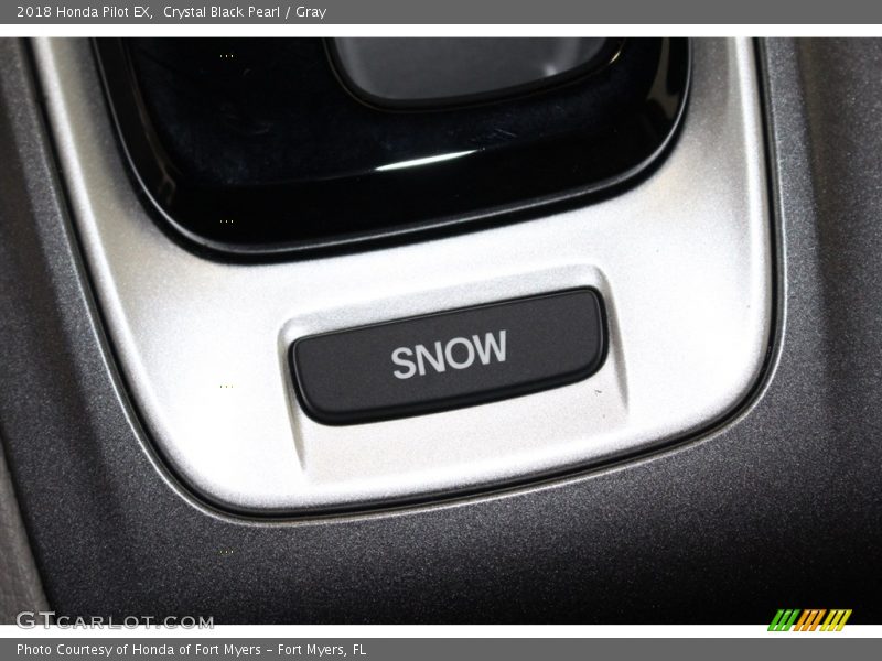 Crystal Black Pearl / Gray 2018 Honda Pilot EX