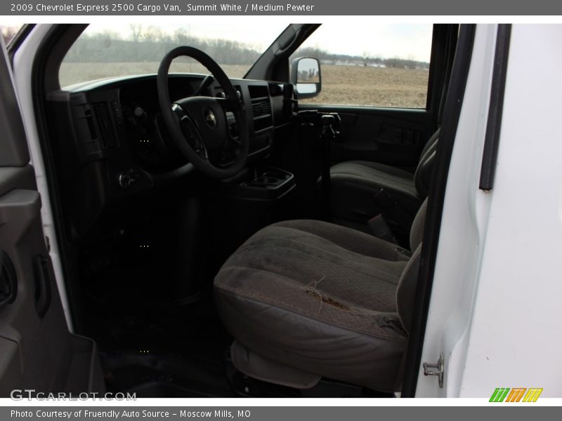 Summit White / Medium Pewter 2009 Chevrolet Express 2500 Cargo Van