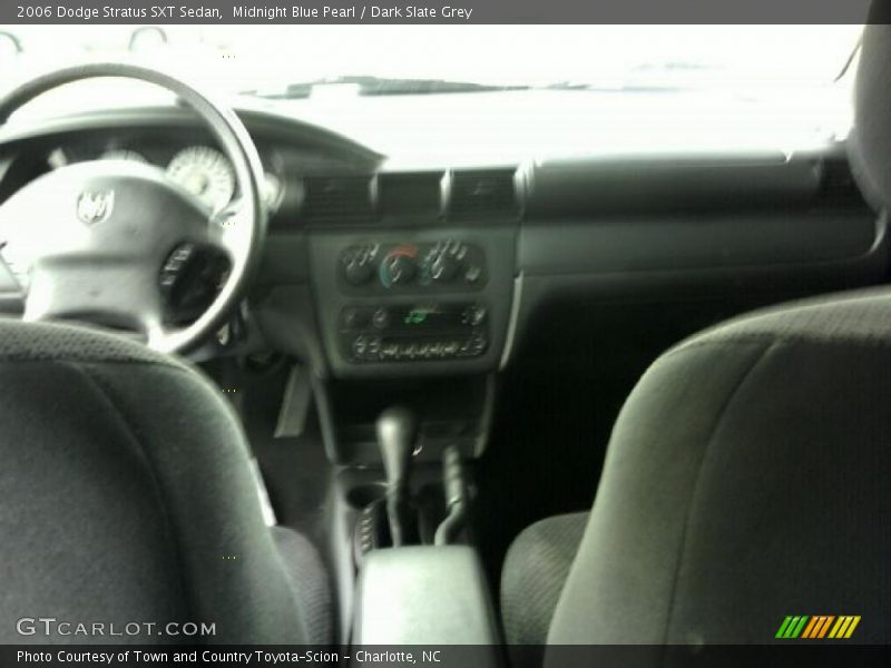 Midnight Blue Pearl / Dark Slate Grey 2006 Dodge Stratus SXT Sedan
