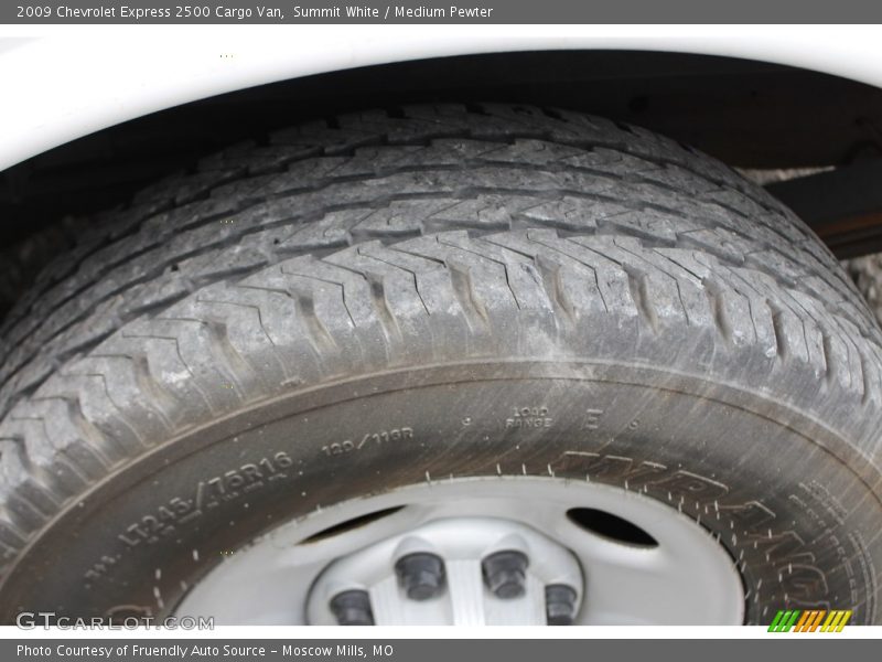 Summit White / Medium Pewter 2009 Chevrolet Express 2500 Cargo Van
