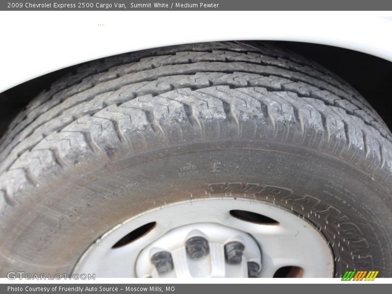 Summit White / Medium Pewter 2009 Chevrolet Express 2500 Cargo Van