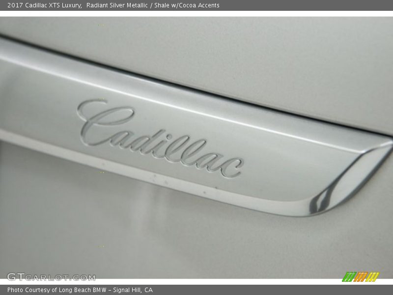 Radiant Silver Metallic / Shale w/Cocoa Accents 2017 Cadillac XTS Luxury