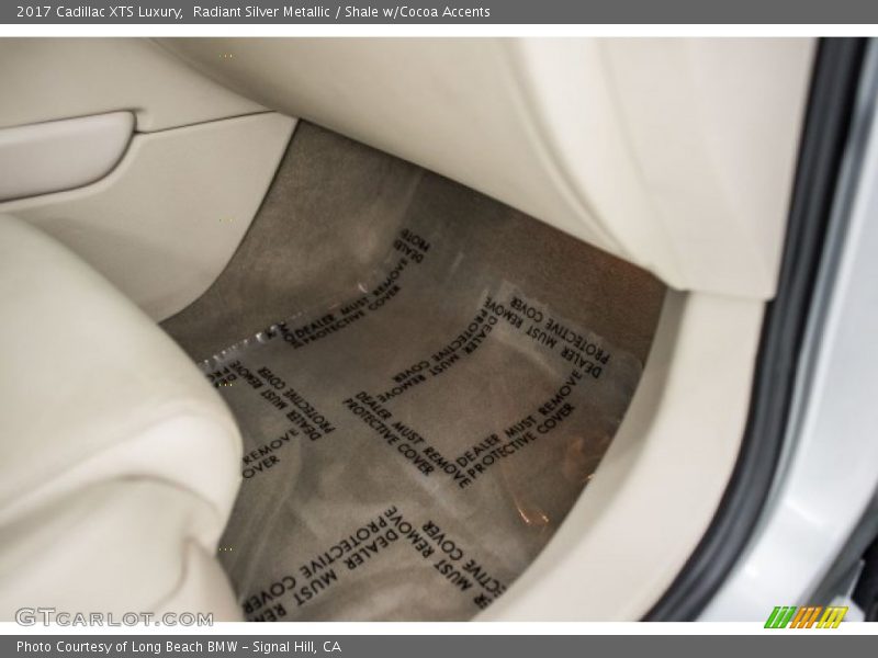 Radiant Silver Metallic / Shale w/Cocoa Accents 2017 Cadillac XTS Luxury