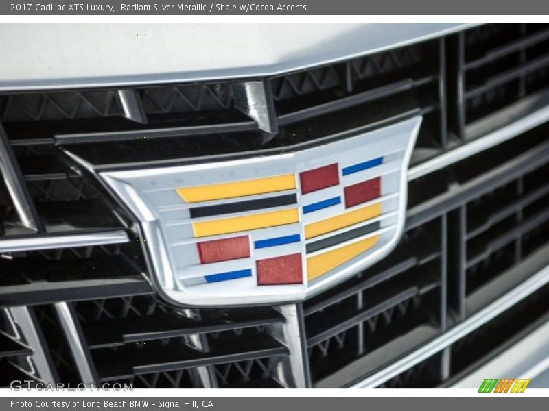 Radiant Silver Metallic / Shale w/Cocoa Accents 2017 Cadillac XTS Luxury