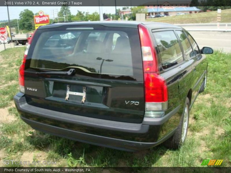 Emerald Green / Taupe 2001 Volvo V70 2.4