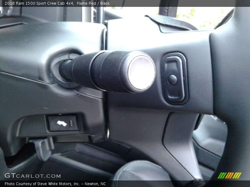 Flame Red / Black 2018 Ram 1500 Sport Crew Cab 4x4