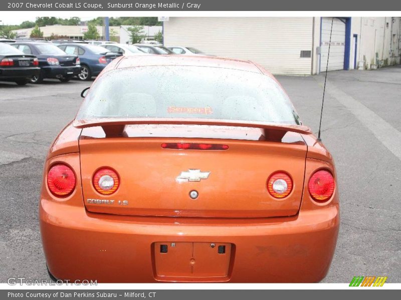 Sunburst Orange Metallic / Gray 2007 Chevrolet Cobalt LS Coupe