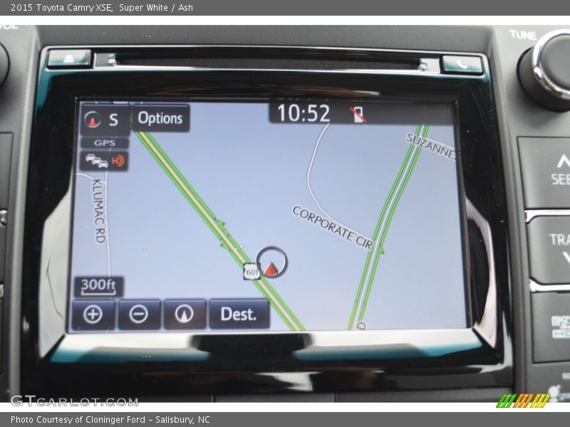 Super White / Ash 2015 Toyota Camry XSE