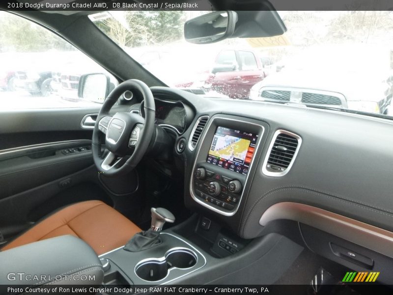 DB Black Crystal / Sepia/Black 2018 Dodge Durango Citadel AWD