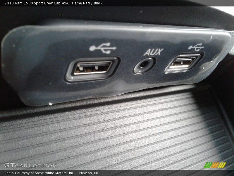 Flame Red / Black 2018 Ram 1500 Sport Crew Cab 4x4