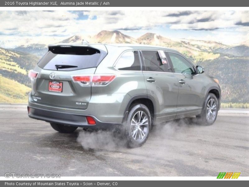Alumina Jade Metallic / Ash 2016 Toyota Highlander XLE