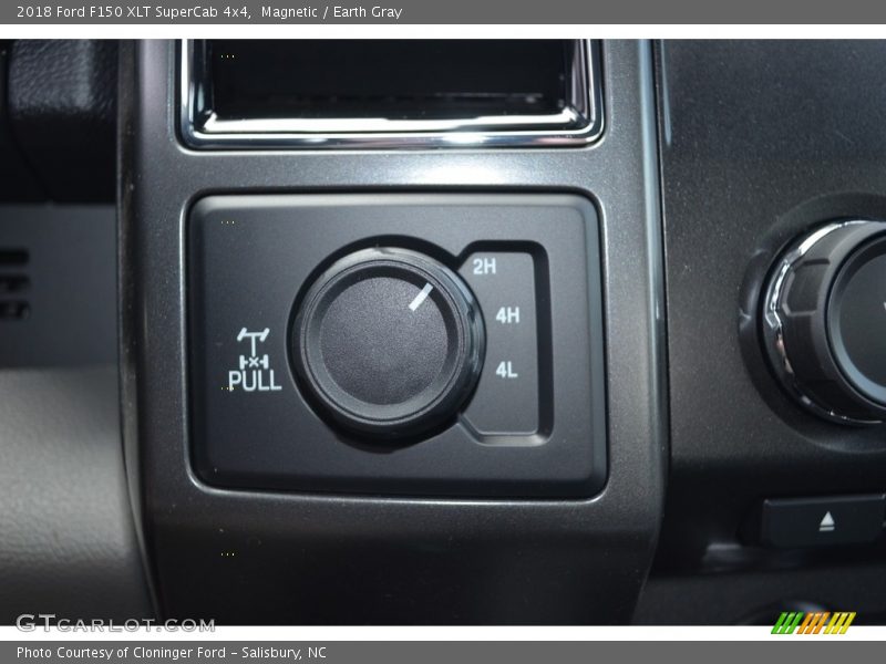 Magnetic / Earth Gray 2018 Ford F150 XLT SuperCab 4x4
