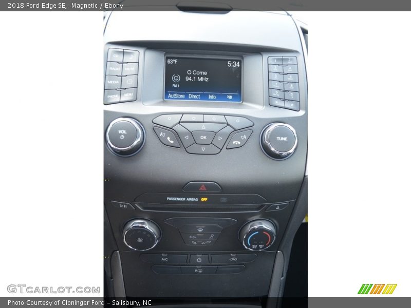 Magnetic / Ebony 2018 Ford Edge SE