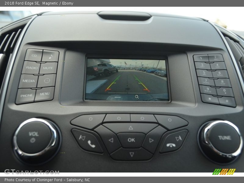 Magnetic / Ebony 2018 Ford Edge SE