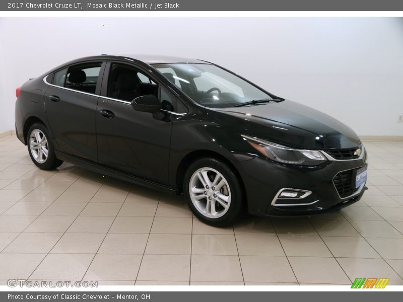 Mosaic Black Metallic / Jet Black 2017 Chevrolet Cruze LT