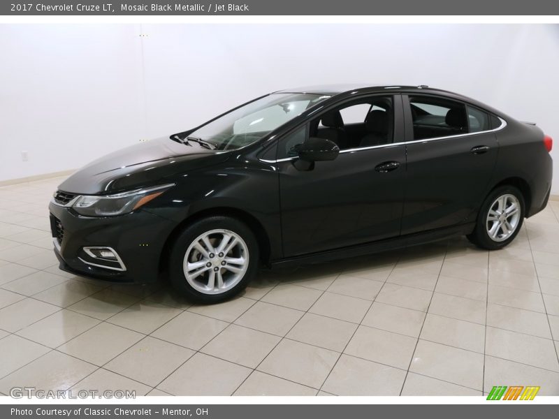 Mosaic Black Metallic / Jet Black 2017 Chevrolet Cruze LT