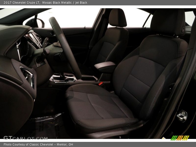 Mosaic Black Metallic / Jet Black 2017 Chevrolet Cruze LT