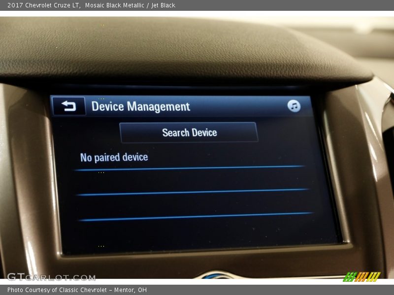 Mosaic Black Metallic / Jet Black 2017 Chevrolet Cruze LT