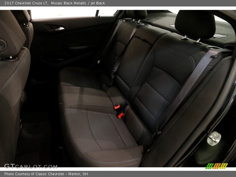 Mosaic Black Metallic / Jet Black 2017 Chevrolet Cruze LT