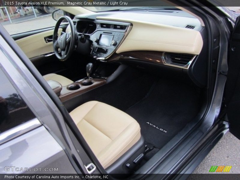 Magnetic Gray Metallic / Light Gray 2015 Toyota Avalon XLE Premium