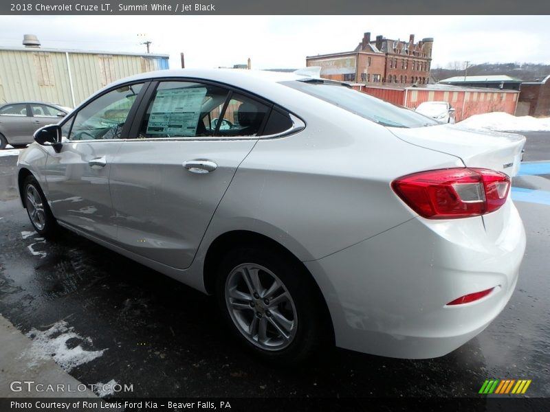 Summit White / Jet Black 2018 Chevrolet Cruze LT