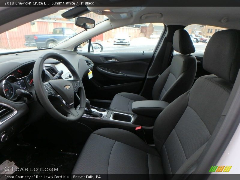 Summit White / Jet Black 2018 Chevrolet Cruze LT