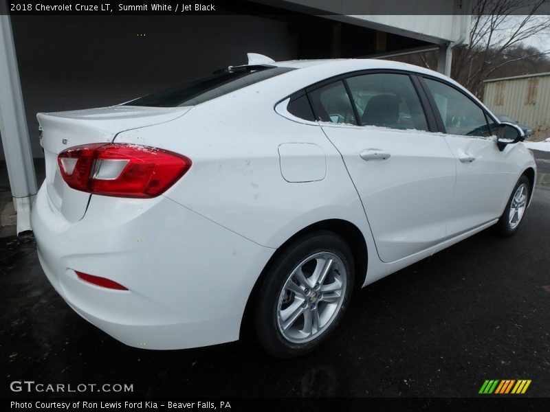 Summit White / Jet Black 2018 Chevrolet Cruze LT