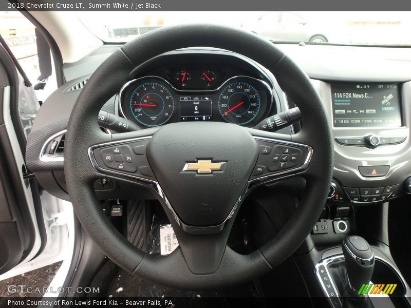 Summit White / Jet Black 2018 Chevrolet Cruze LT