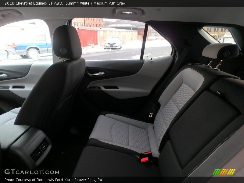 Summit White / Medium Ash Gray 2018 Chevrolet Equinox LT AWD