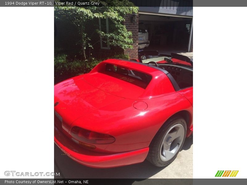 Viper Red / Quartz Grey 1994 Dodge Viper RT-10