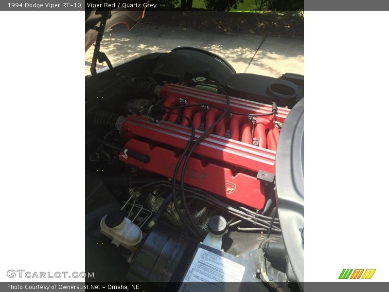 Viper Red / Quartz Grey 1994 Dodge Viper RT-10