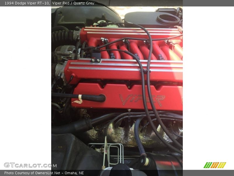 Viper Red / Quartz Grey 1994 Dodge Viper RT-10
