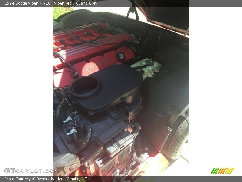 Viper Red / Quartz Grey 1994 Dodge Viper RT-10