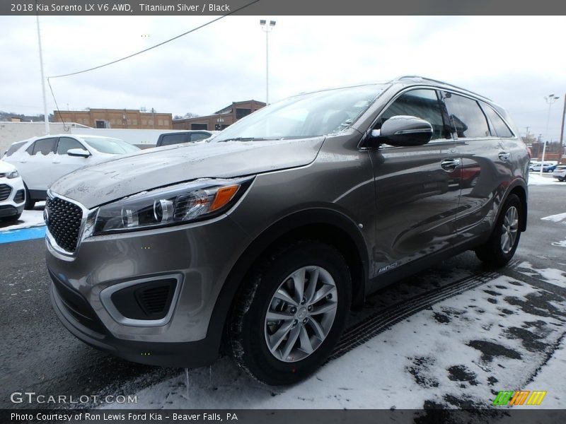 Titanium Silver / Black 2018 Kia Sorento LX V6 AWD