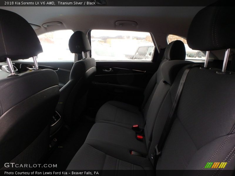 Titanium Silver / Black 2018 Kia Sorento LX V6 AWD