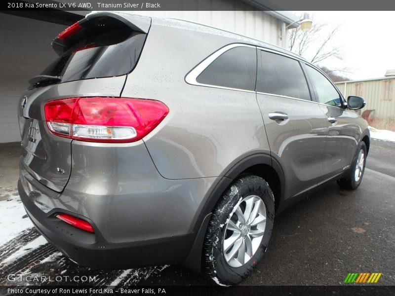 Titanium Silver / Black 2018 Kia Sorento LX V6 AWD