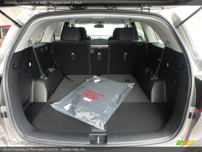 Titanium Silver / Black 2018 Kia Sorento LX V6 AWD