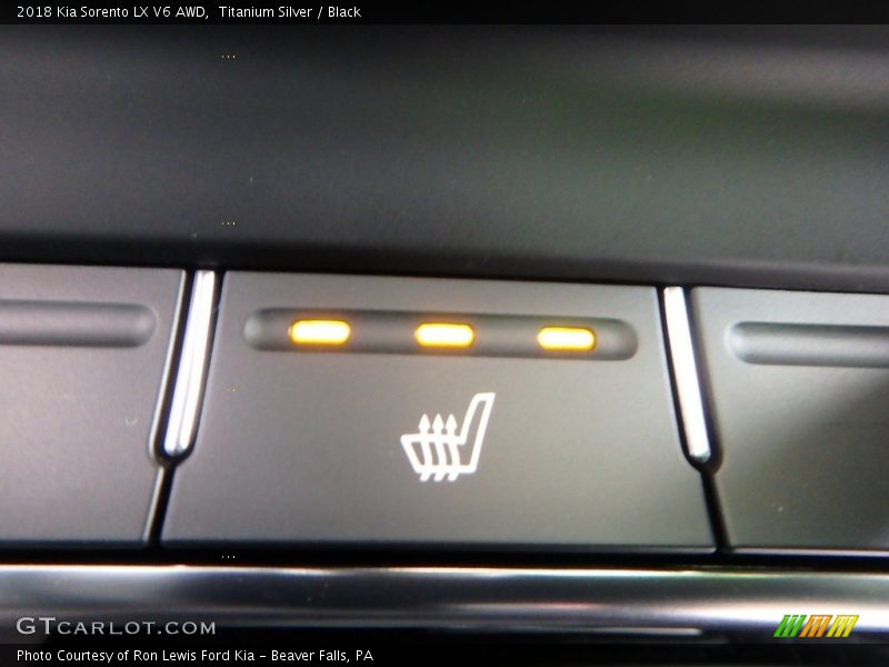 Titanium Silver / Black 2018 Kia Sorento LX V6 AWD