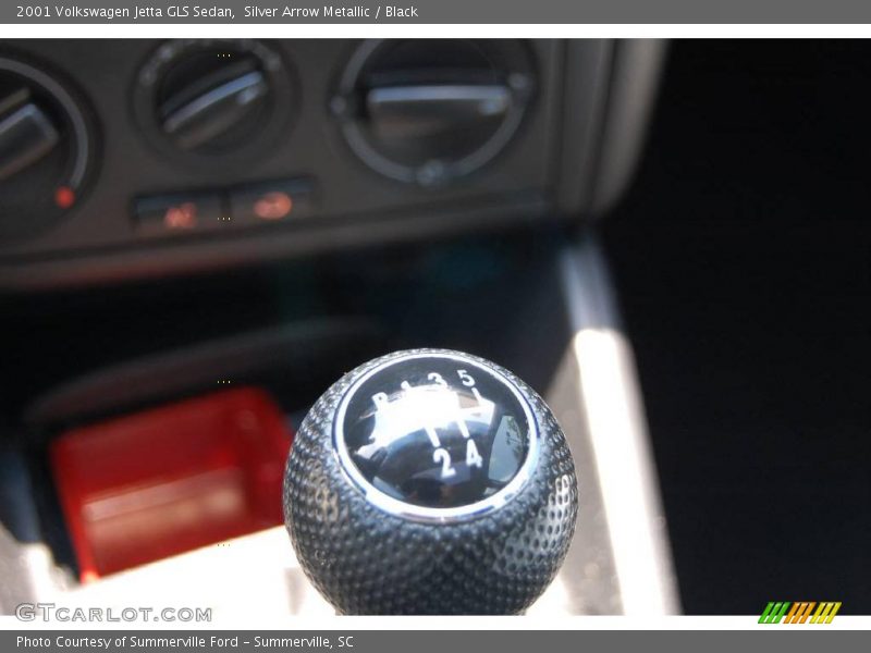 Silver Arrow Metallic / Black 2001 Volkswagen Jetta GLS Sedan