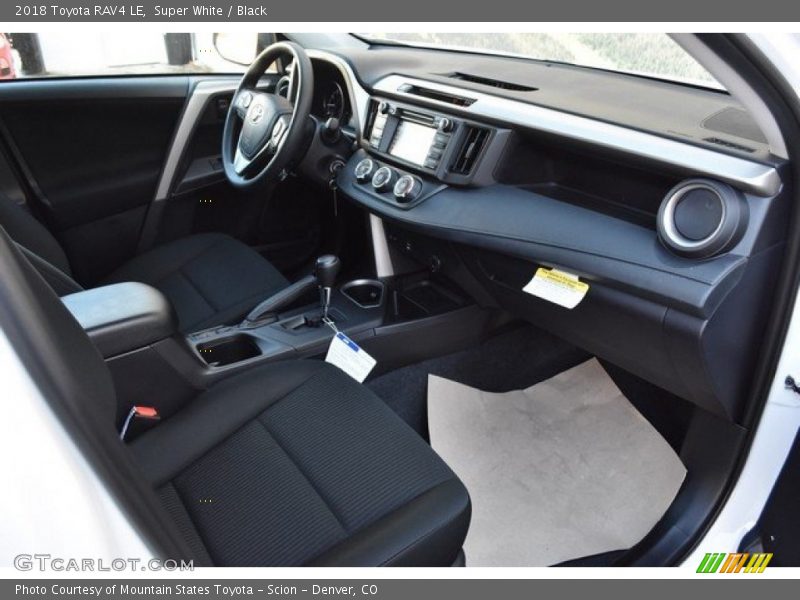 Super White / Black 2018 Toyota RAV4 LE