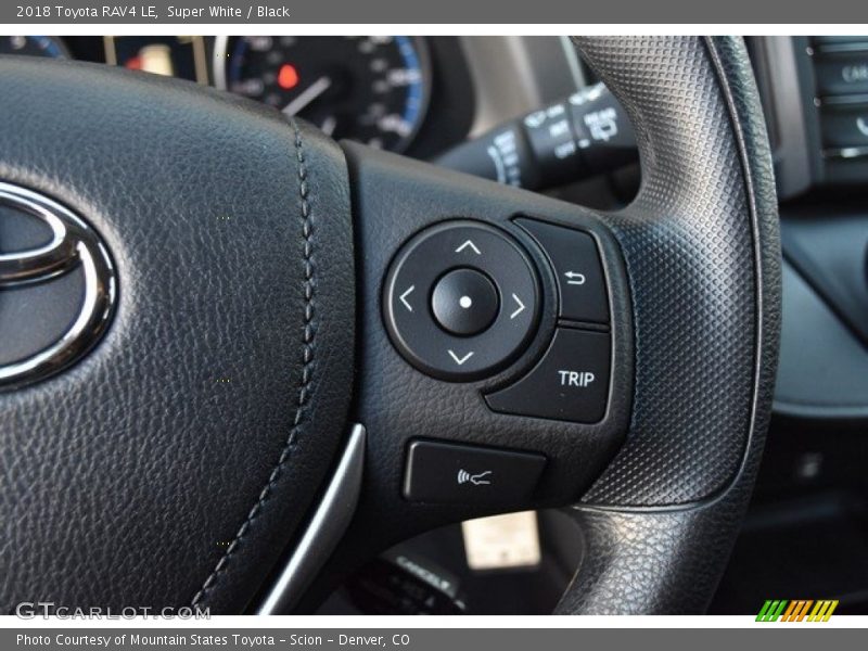 Super White / Black 2018 Toyota RAV4 LE