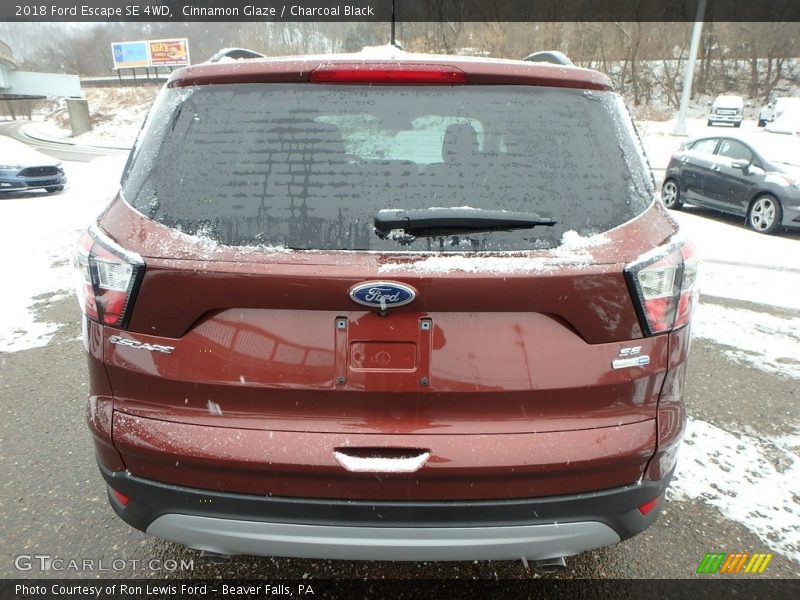 Cinnamon Glaze / Charcoal Black 2018 Ford Escape SE 4WD