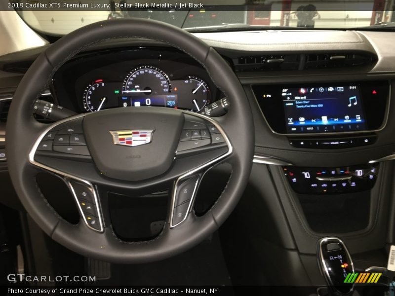Stellar Black Metallic / Jet Black 2018 Cadillac XT5 Premium Luxury
