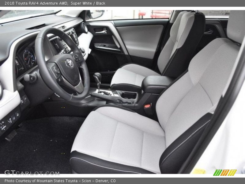 Super White / Black 2018 Toyota RAV4 Adventure AWD