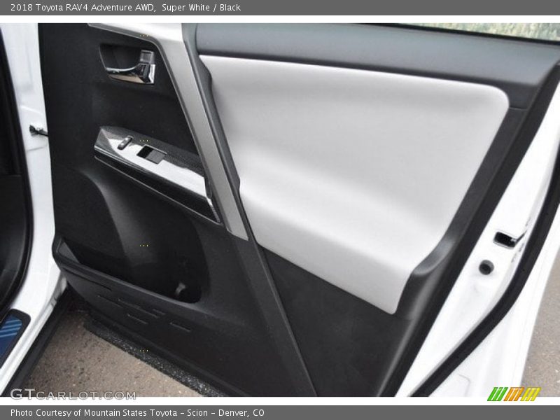Super White / Black 2018 Toyota RAV4 Adventure AWD