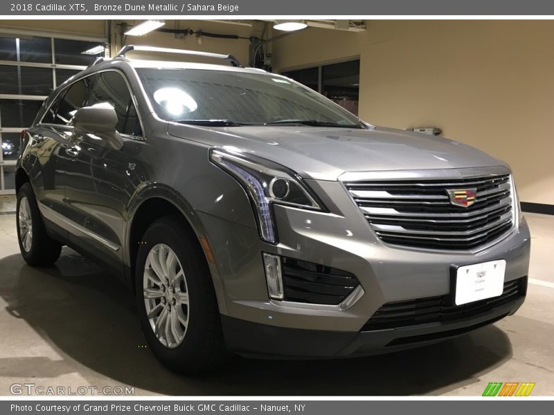 Bronze Dune Metallic / Sahara Beige 2018 Cadillac XT5